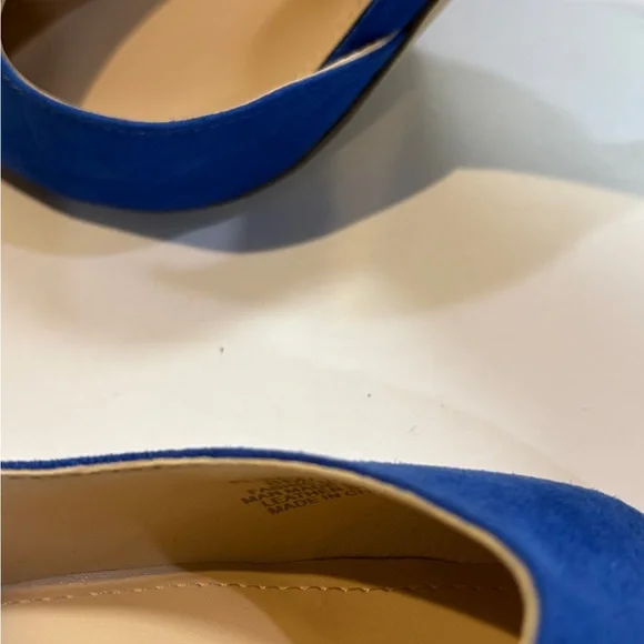 BCBGeneration Royal Blue Pointed-Toe D'Orsay Pumps. Stiletto Size 8 - Picture 4 of 5